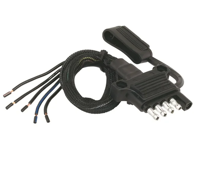 Hopkins Towing Solutions 47910 Endurance 18″ 5-Wire Flat Trailer Side Connector